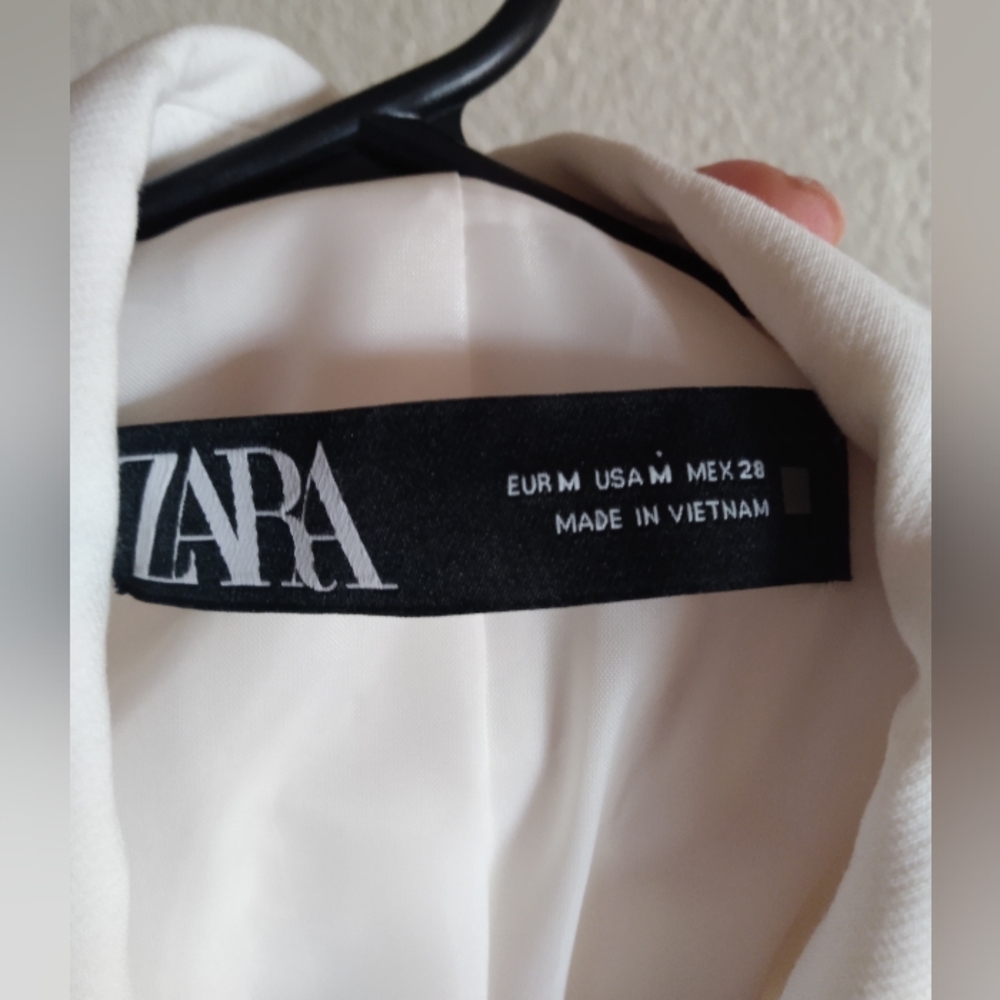 Zara Blazer - Picture 7 of 9